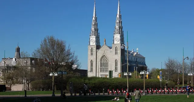 Father Joe LeClair, Ottawa Priest Who Took Church Funds, Dies