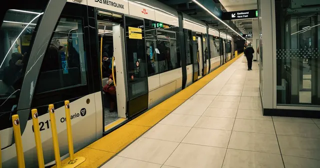 Transit Tops Ottawa Residents' List of Priorities, Poll Finds
