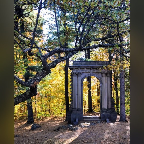 Free NCC Shuttle Makes Gatineau Park's Fall Colours Easy to Reach